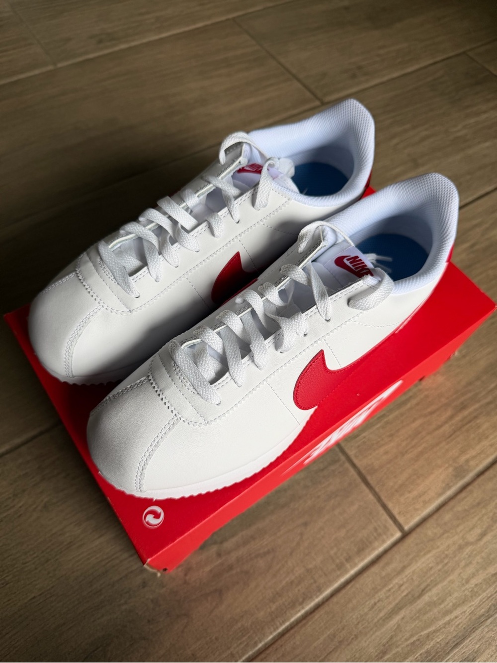 Nike Cortez( box without lid )